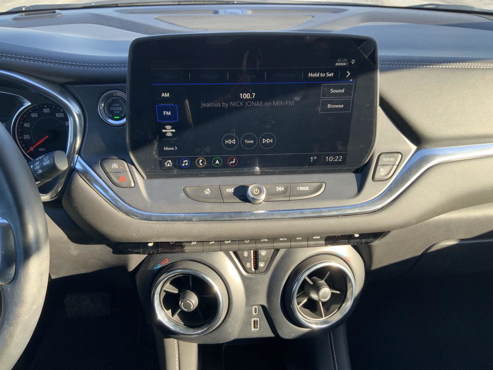 Used 2024 Chevrolet Blazer LT w/ Sound & Technology Package image 37