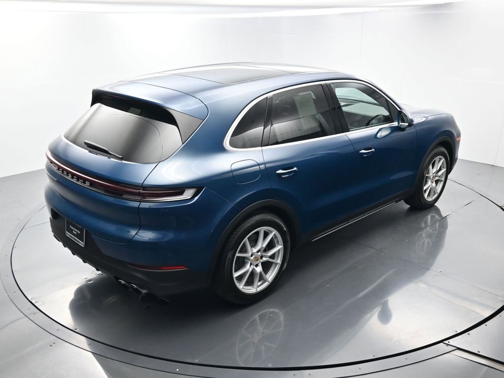 Used 2025 Porsche Cayenne S image 41