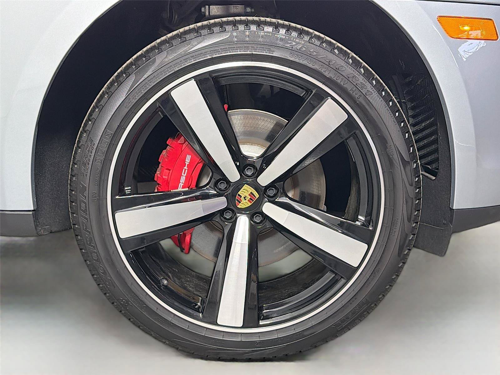 Certified 2025 Porsche Macan S AWD/4WD image 14