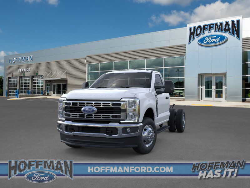 New 2025 Ford F350 XL w/ XL Chrome Package AWD/4WD image 3