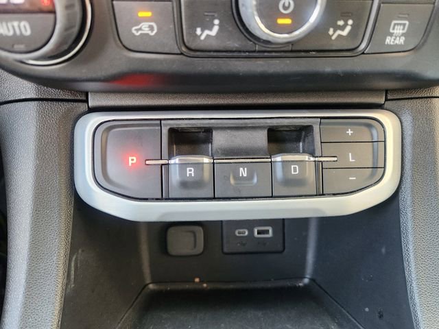 Used 2023 GMC Acadia SLE w/ Driver Convenience Package image 20