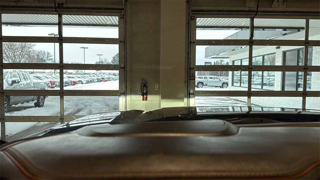 Used 2024 GMC Sierra 1500 AT4 w/ Technology Package image 35