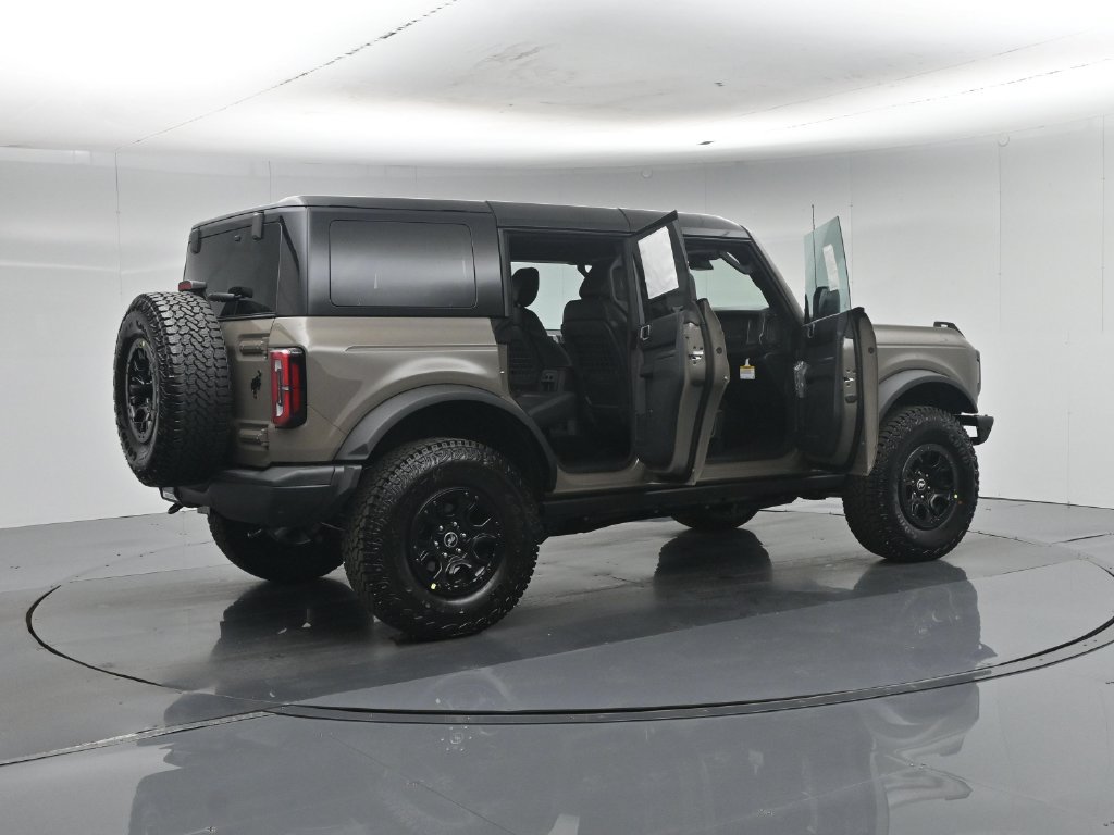 New 2026 Ford Bronco Badlands w/ Wildtrak Package AWD/4WD image 5