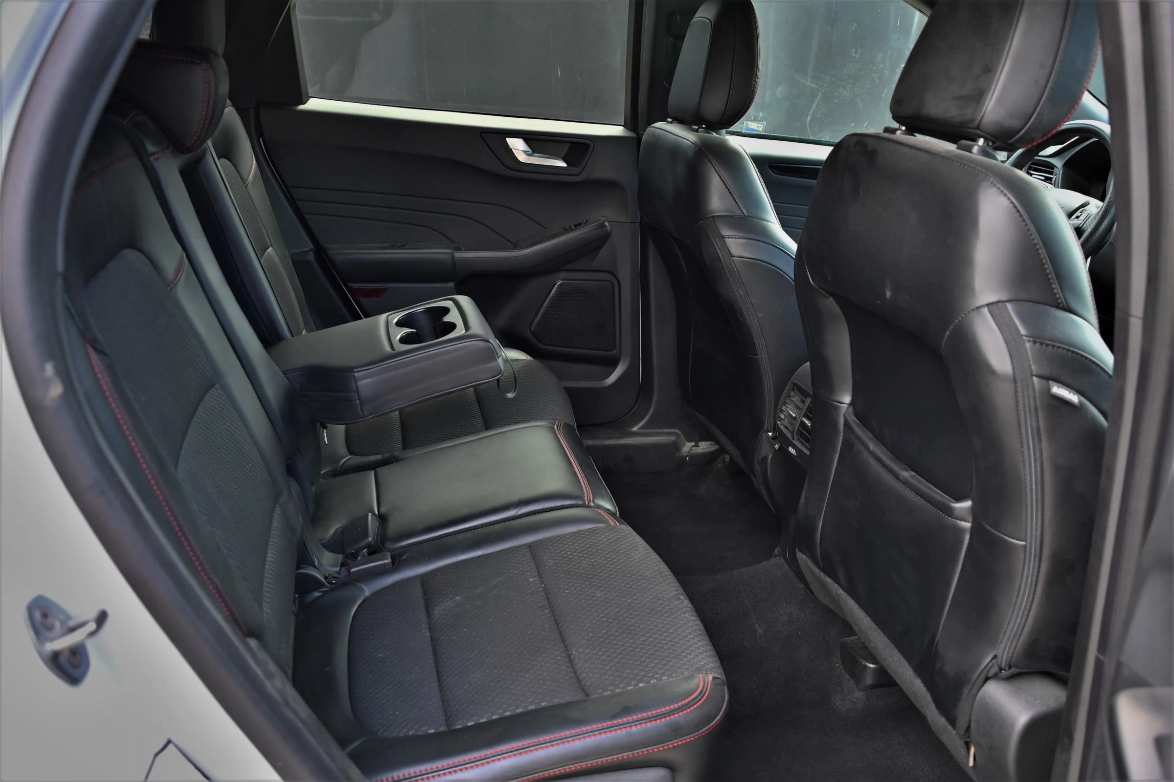Used 2023 Ford Escape ST-Line w/ Cold Weather Package FWD image 14