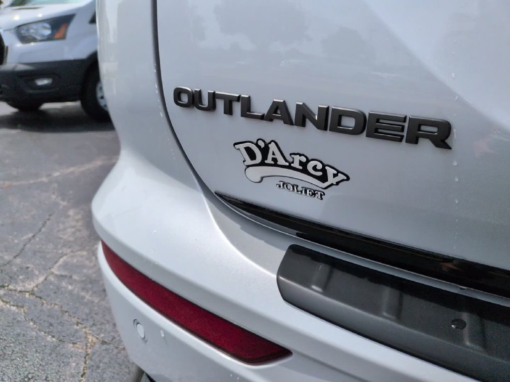New 2026 Mitsubishi Outlander SEL Black Edition AWD/4WD image 7