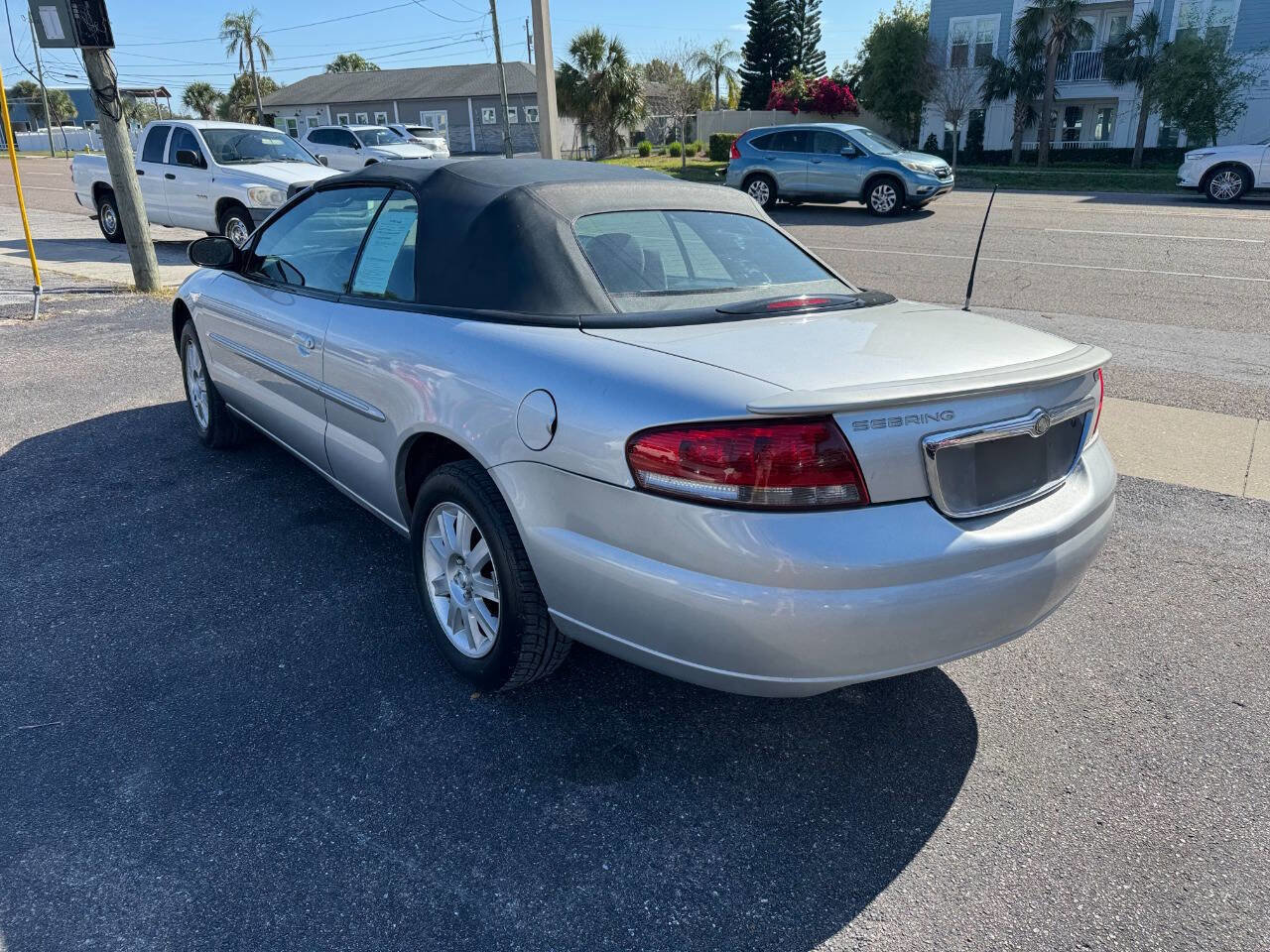 Used 2004 Chrysler Sebring GTC image 6