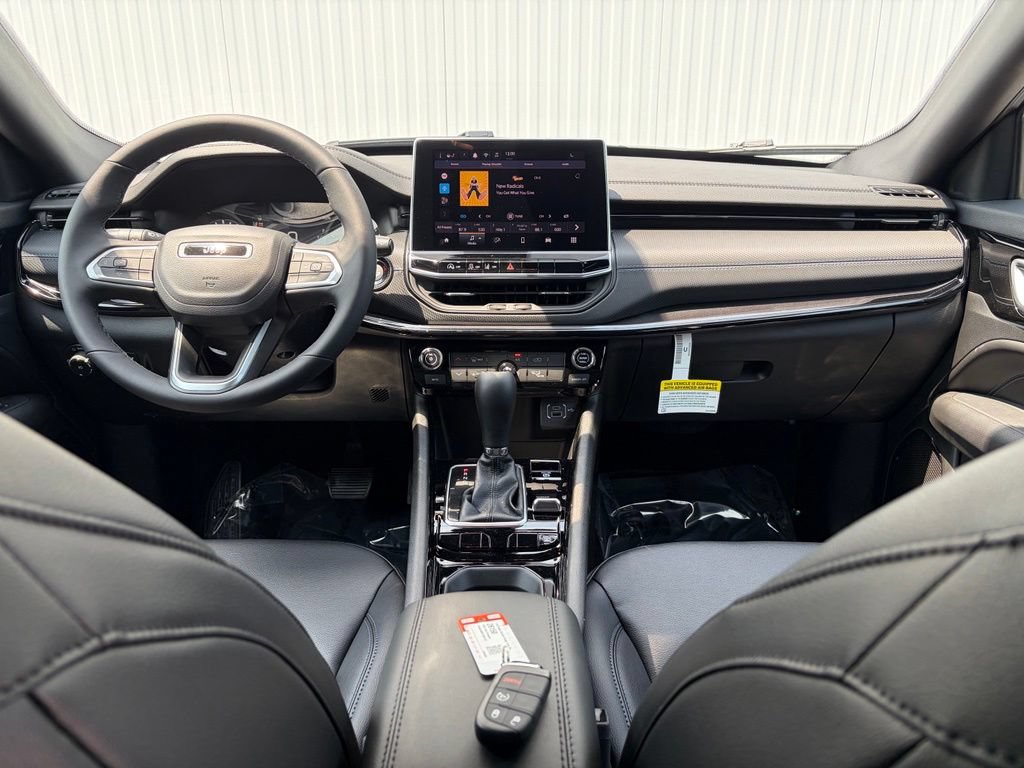 New 2026 Jeep Compass Latitude AWD/4WD image 24