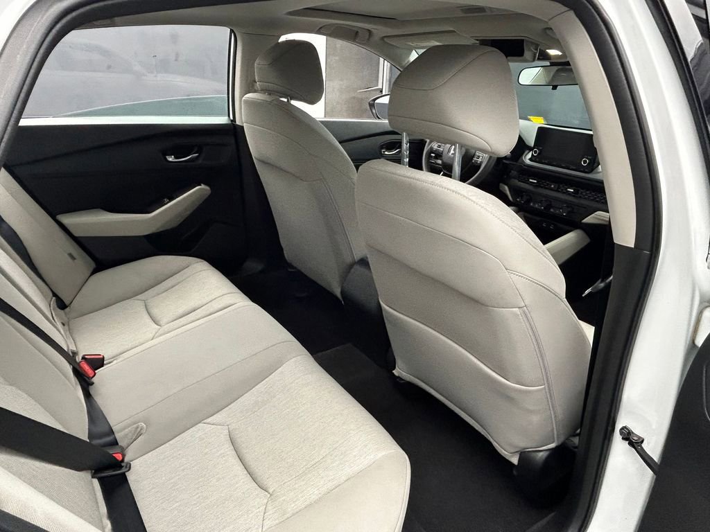 Used 2023 Honda Accord EX image 37