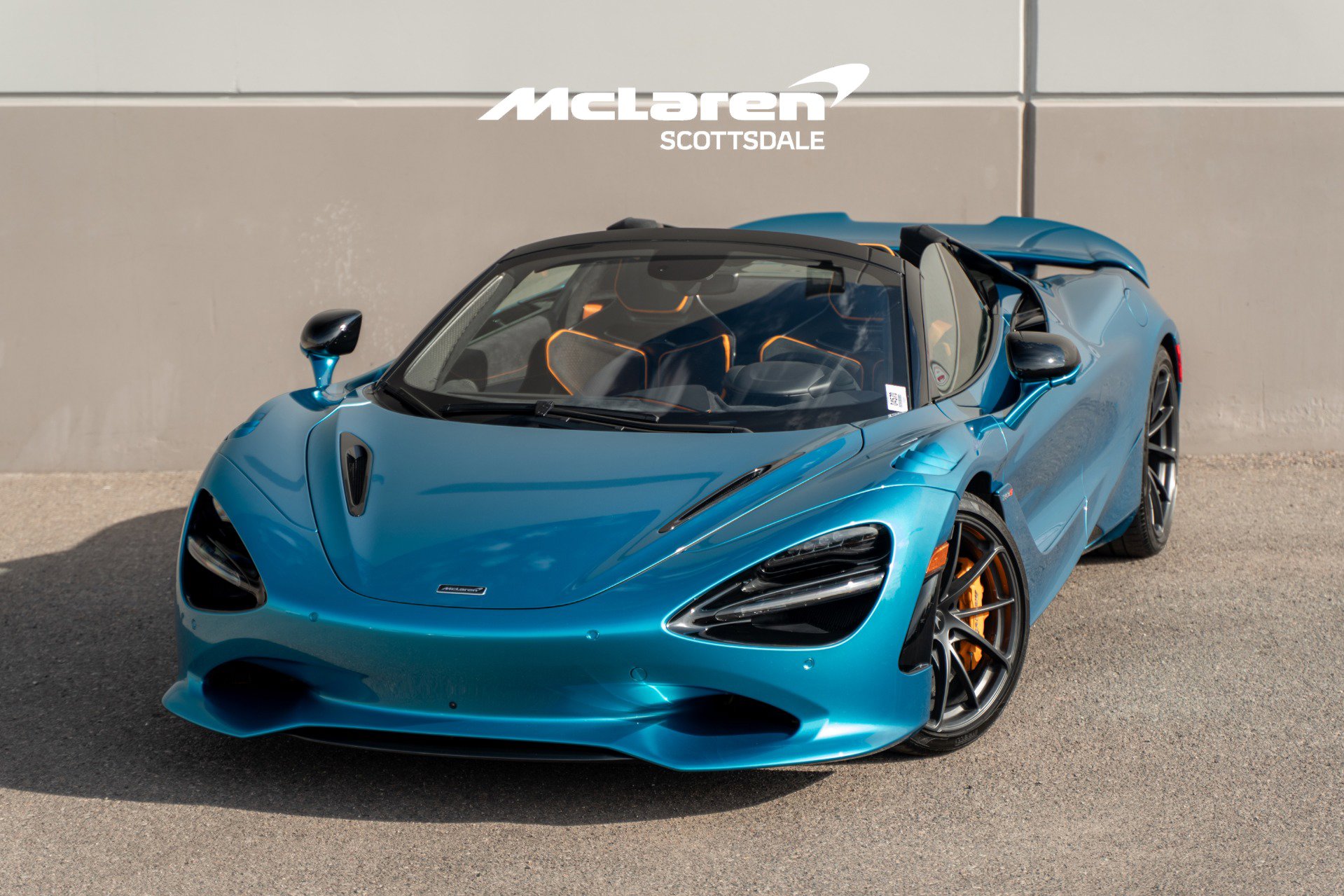 Used 2024 McLaren 750S Spider image 1