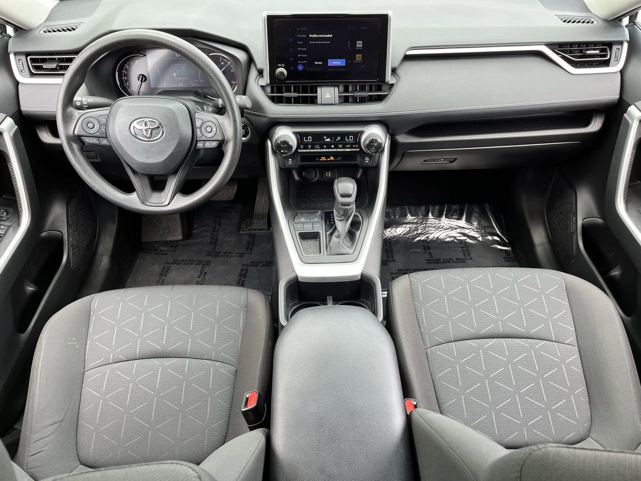 Used 2023 Toyota RAV4 XLE FWD image 9