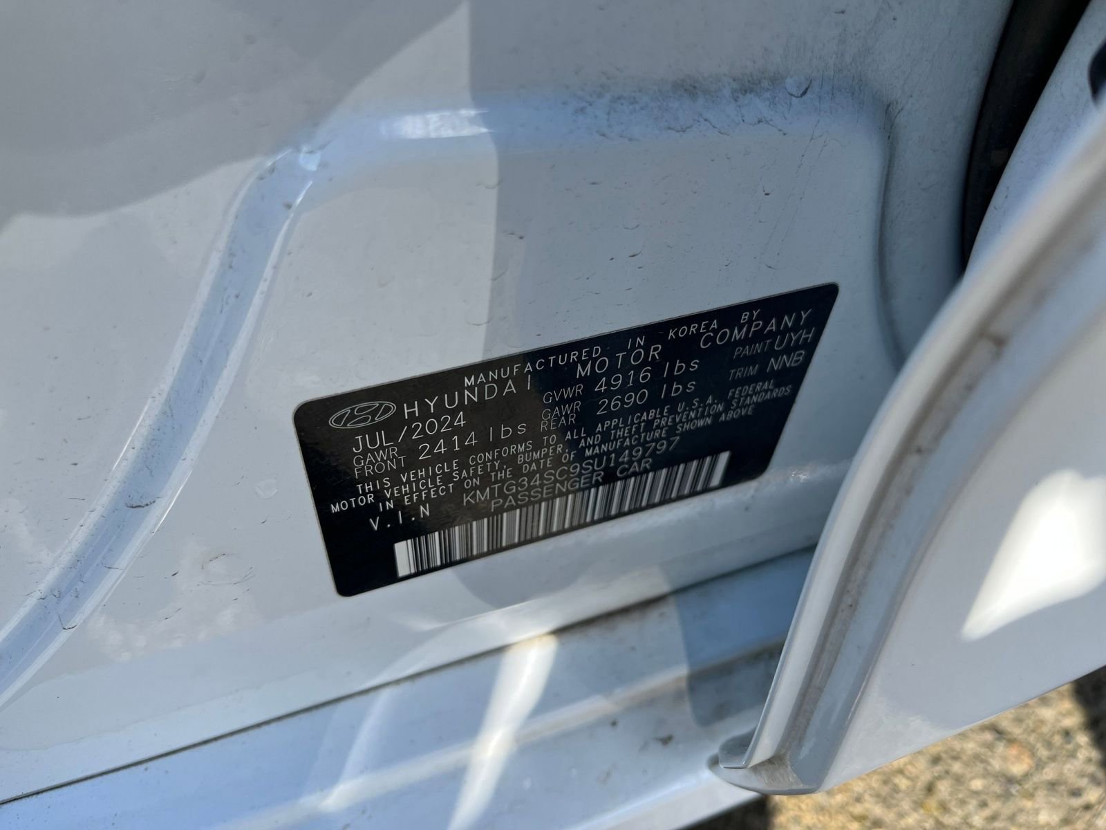 Used 2025 Genesis G70 2.5T image 31