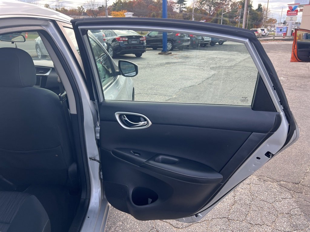Used 2019 Nissan Sentra SV image 37