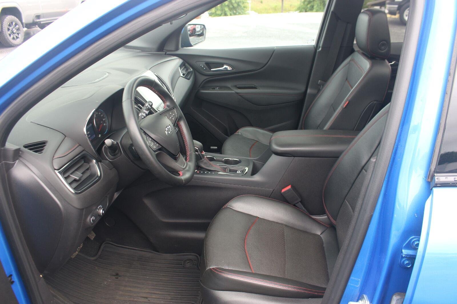 Used 2024 Chevrolet Equinox RS w/ RS Leather Package AWD/4WD image 16
