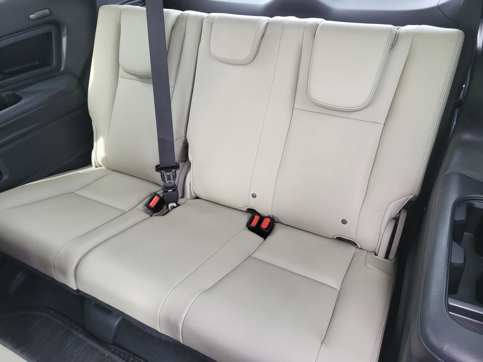 Used 2023 Subaru Ascent Limited w/ Popular Package #2A image 16