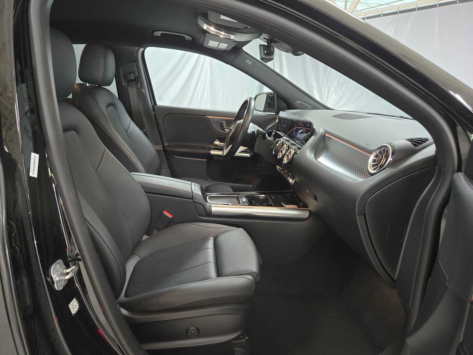 Used 2025 Mercedes-Benz GLA 250 image 12