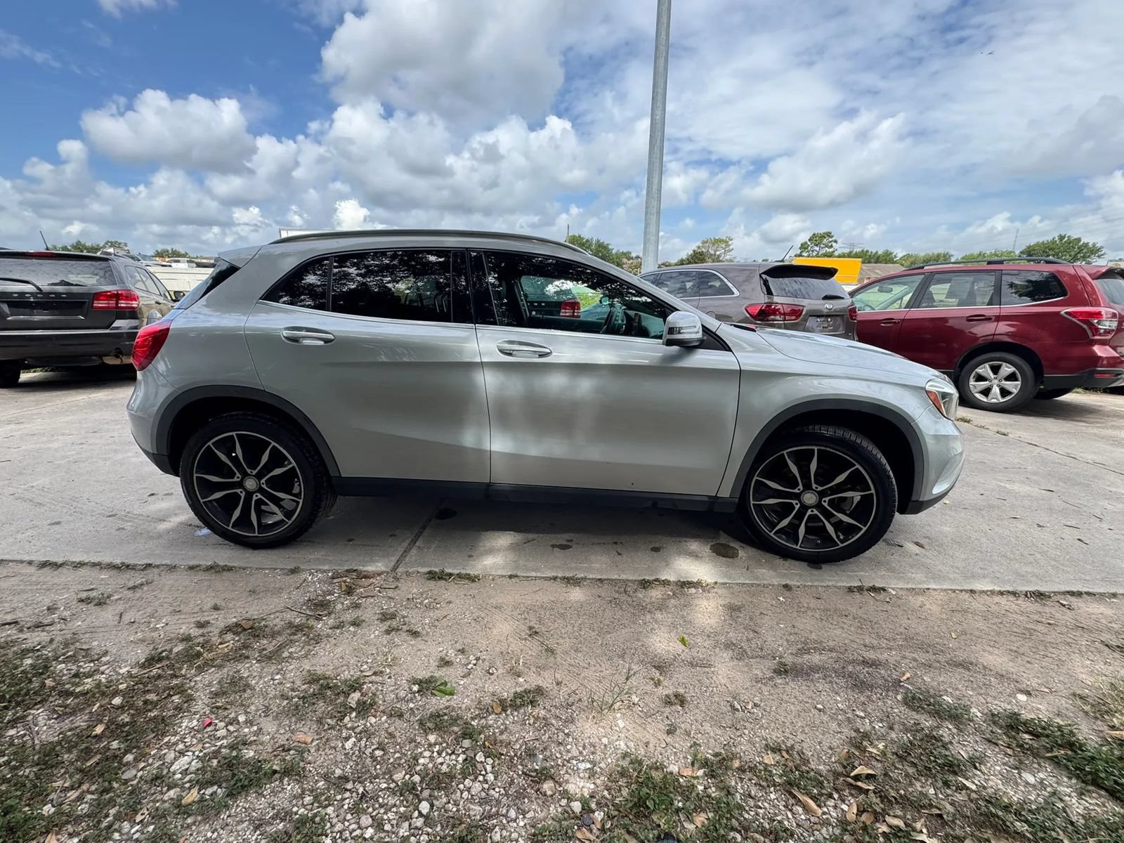 Used 2017 Mercedes-Benz GLA 250 4MATIC w/ Premium Package image 5