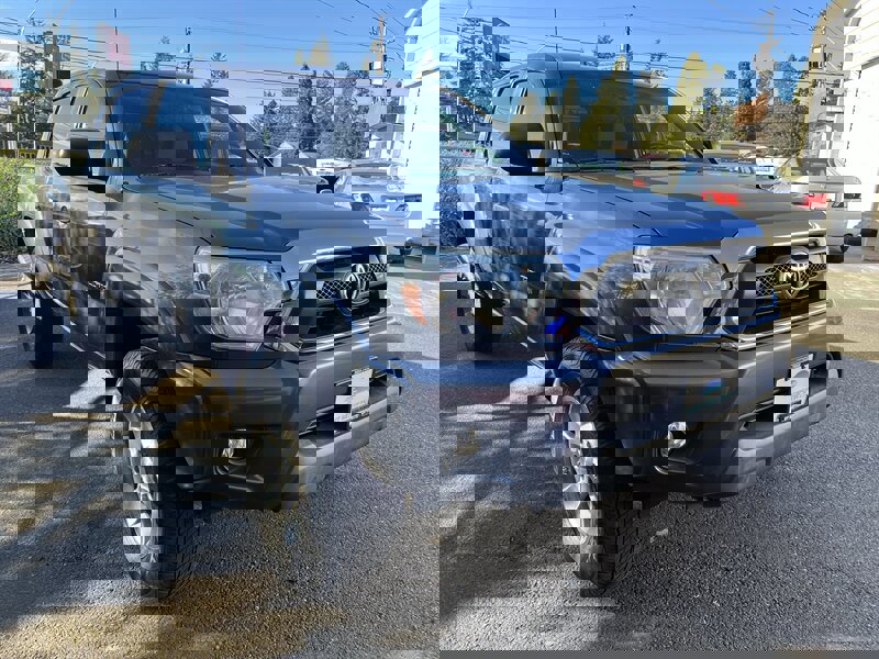 Used 2014 Toyota Tacoma PreRunner w/ SR5 Package image 7