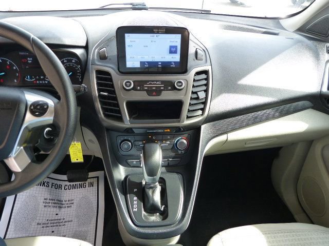 Used 2022 Ford Transit Connect XLT image 30