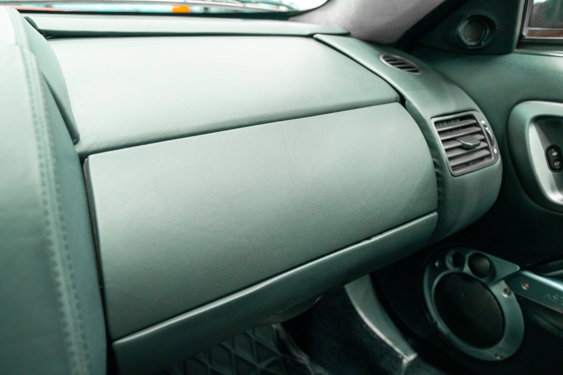 Used 2005 Aston Martin Vanquish S RWD image 29