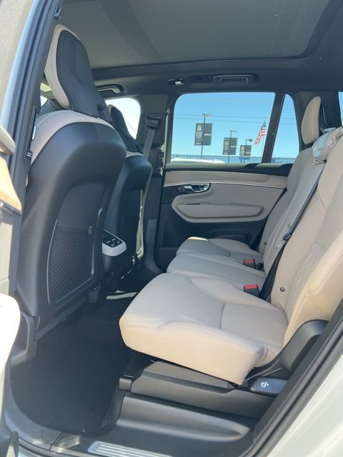 New 2026 Volvo XC90 B5 Core AWD/4WD image 23