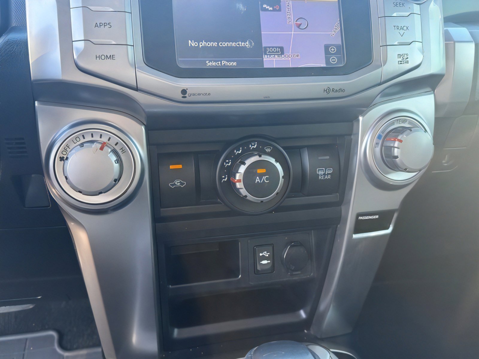 Used 2014 Toyota 4Runner SR5 image 20