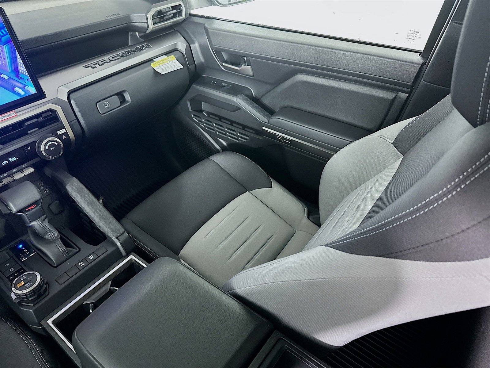 New 2025 Toyota Tacoma TRD Off-Road image 25