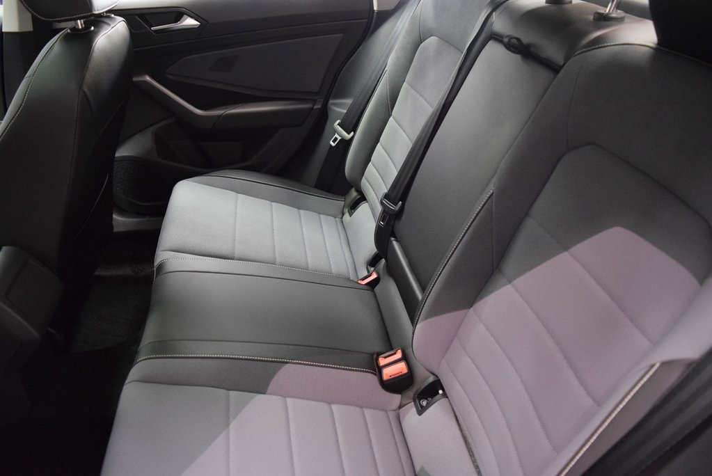 New 2026 Volkswagen Jetta SE image 5