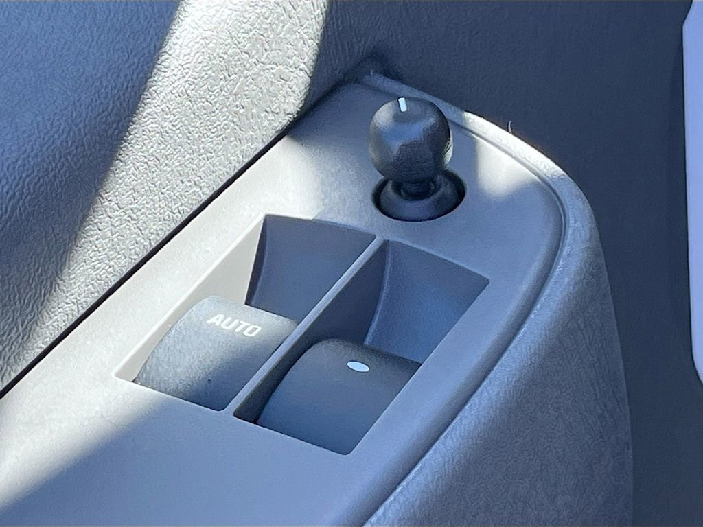 Used 2024 Chevrolet Express 2500 w/ Driver Convenience Package RWD image 17