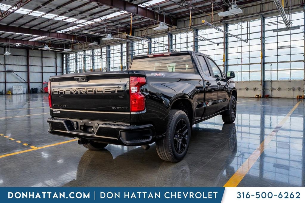New 2026 Chevrolet Silverado 1500 Custom w/ LPO, Dark Essentials Package image 28