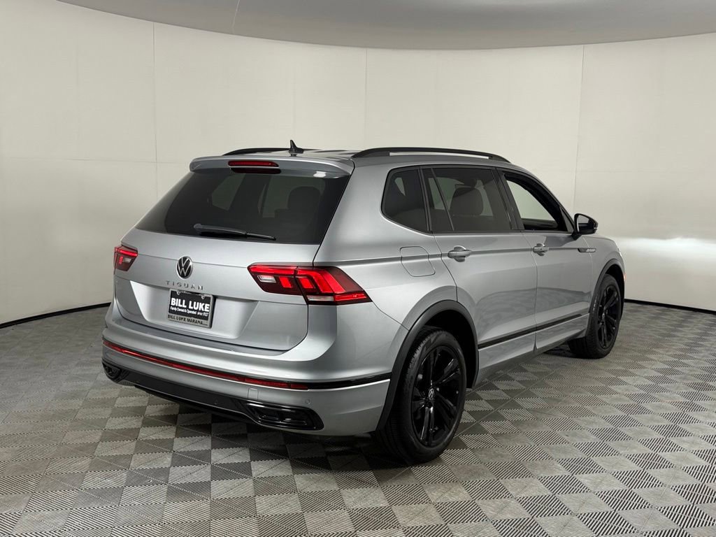 Used 2023 Volkswagen Tiguan SE R-Line FWD image 9