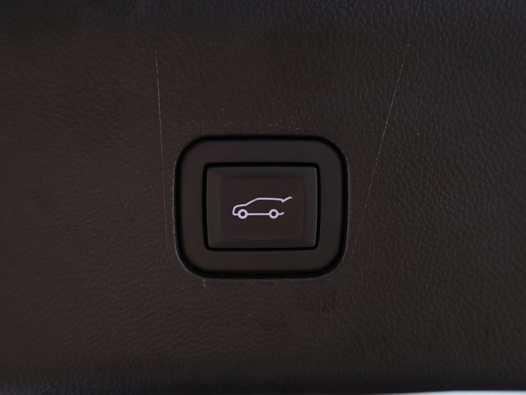 Used 2024 Buick Enclave Premium image 23