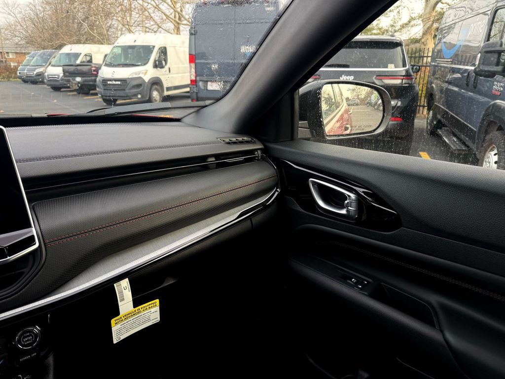 New 2026 Jeep Compass Trailhawk image 23