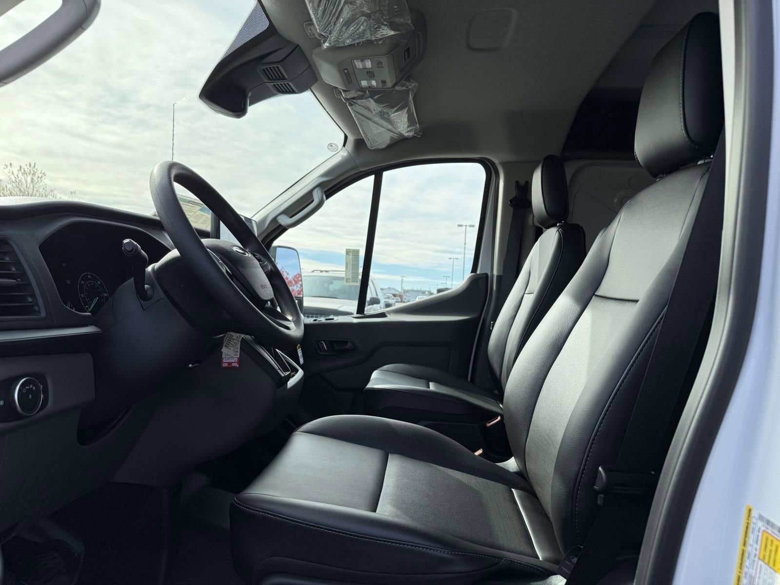 New 2025 Ford Transit 250 Low Roof w/ Load Area Protection Package RWD image 9