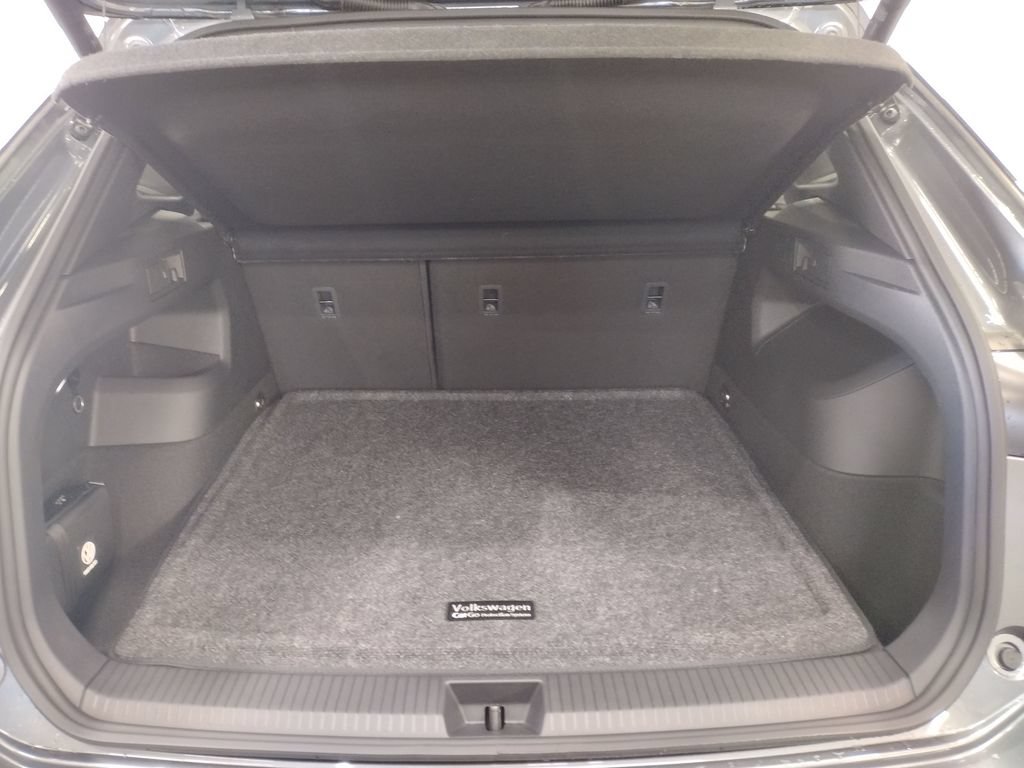 New 2026 Volkswagen Tiguan SE R-Line AWD/4WD image 20