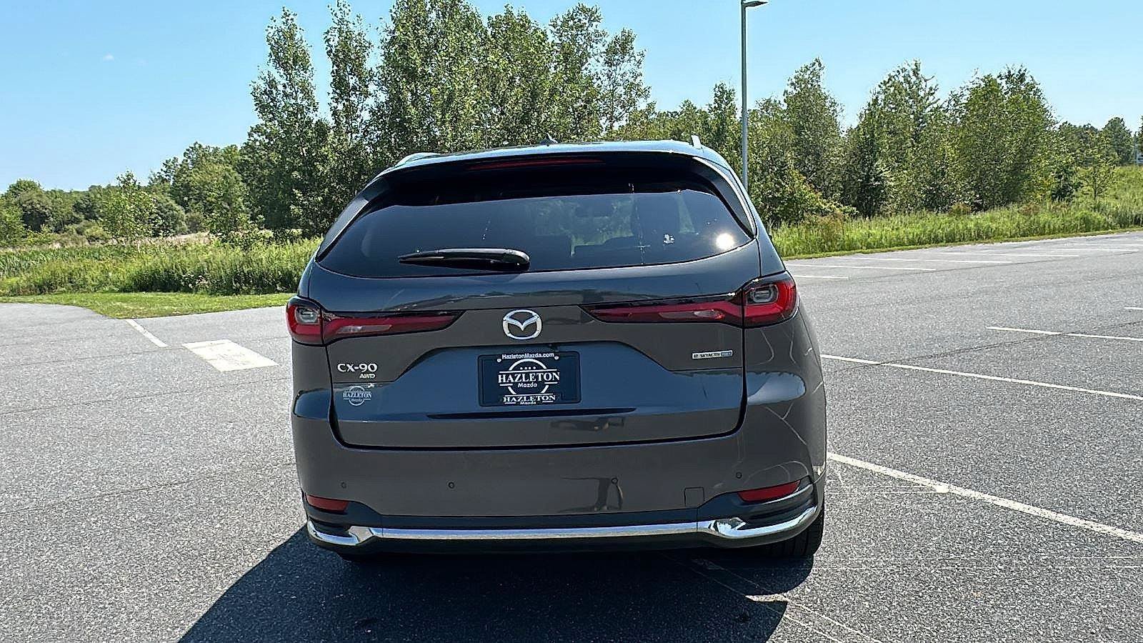 Used 2024 MAZDA CX-90 Plug-In Hybrid w/ Premium Plus AWD/4WD image 9