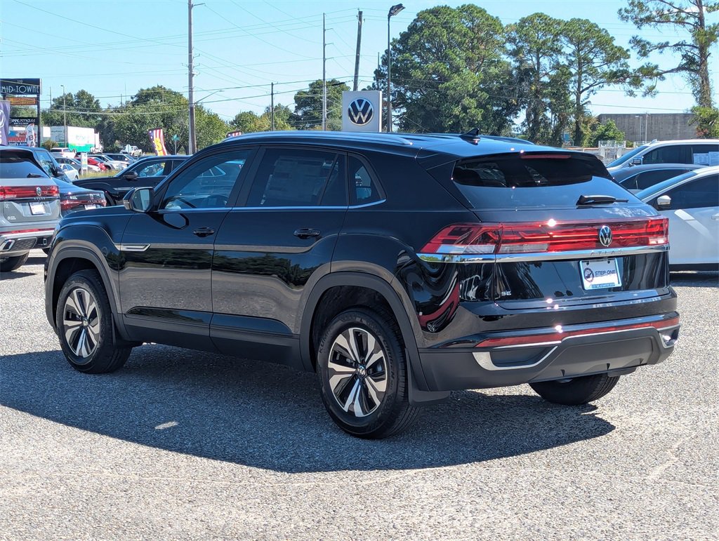New 2026 Volkswagen Atlas Cross Sport SE image 5