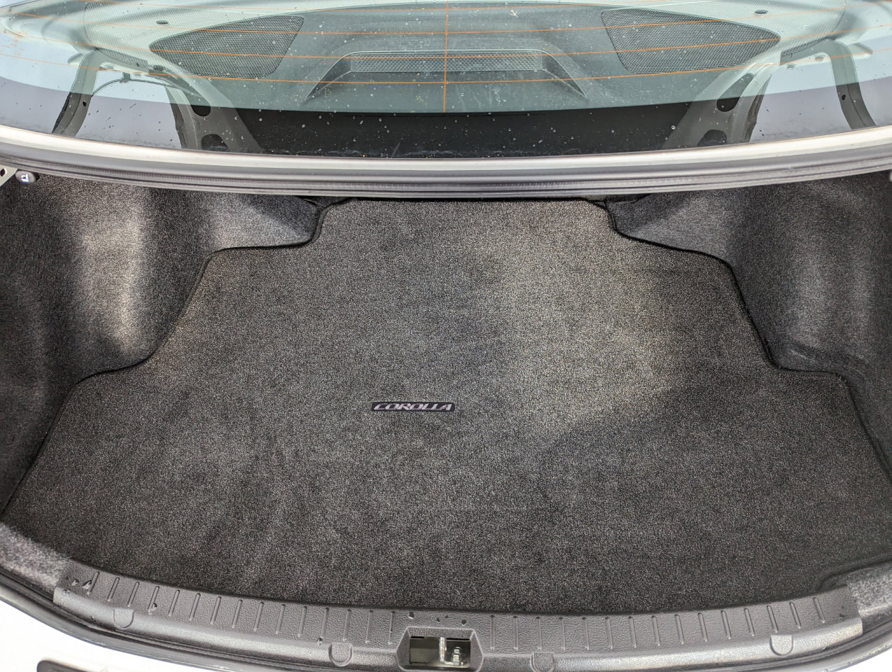 Used 2012 Toyota Corolla S image 32