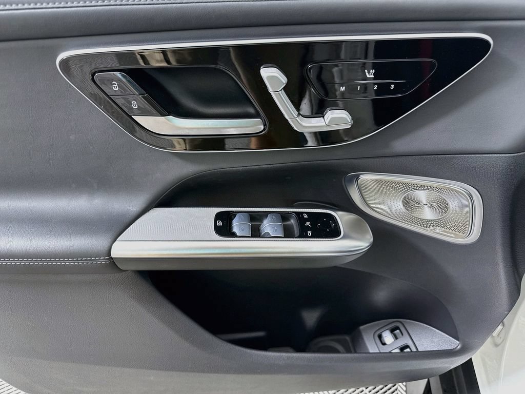 Used 2025 Mercedes-Benz GLC 63 AMG S w/ Driver Assistance Package image 18