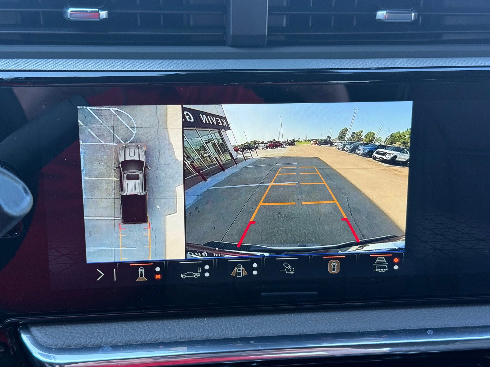 New 2025 GMC Sierra 2500 Denali w/ Denali Reserve Package image 32