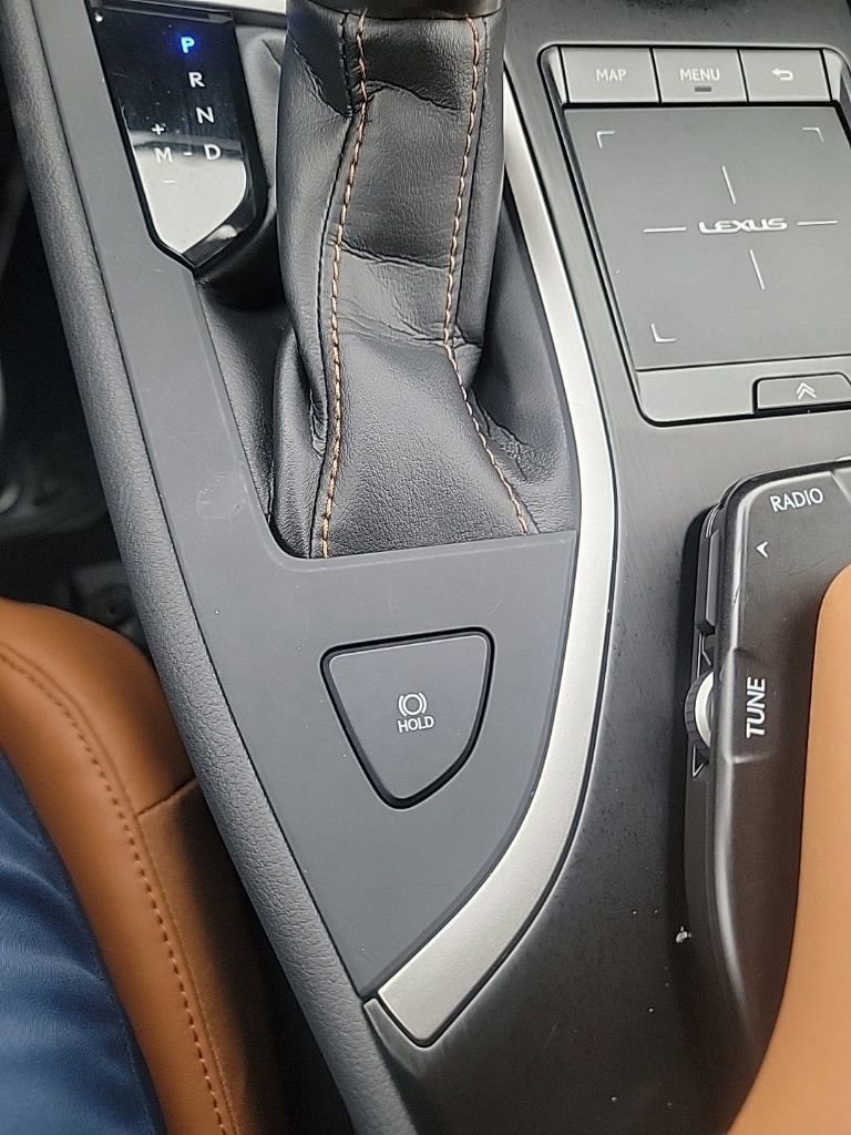 Used 2019 Lexus UX 200 image 45
