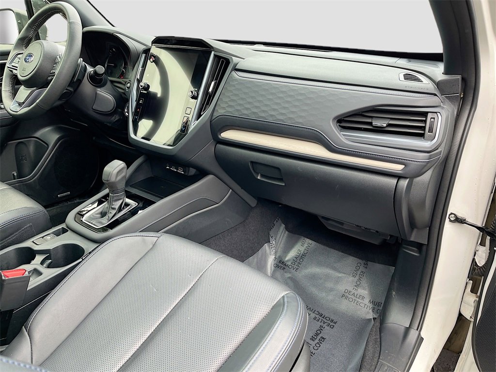 Used 2025 Subaru Forester Limited w/ Popular Package #2 image 30