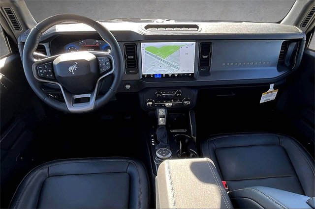 New 2025 Ford Bronco Badlands image 5