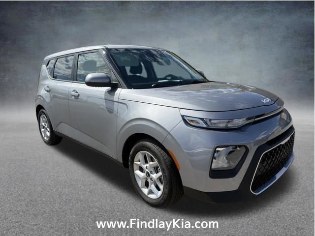 Certified 2022 Kia Soul LX w/ Technology Package FWD image 5