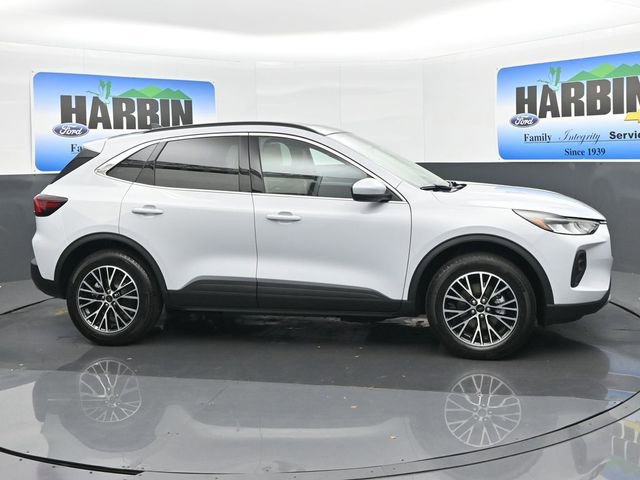 New 2025 Ford Escape SE image 7