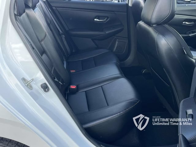 Used 2023 Nissan Sentra SR w/ SR Premium Package FWD image 25