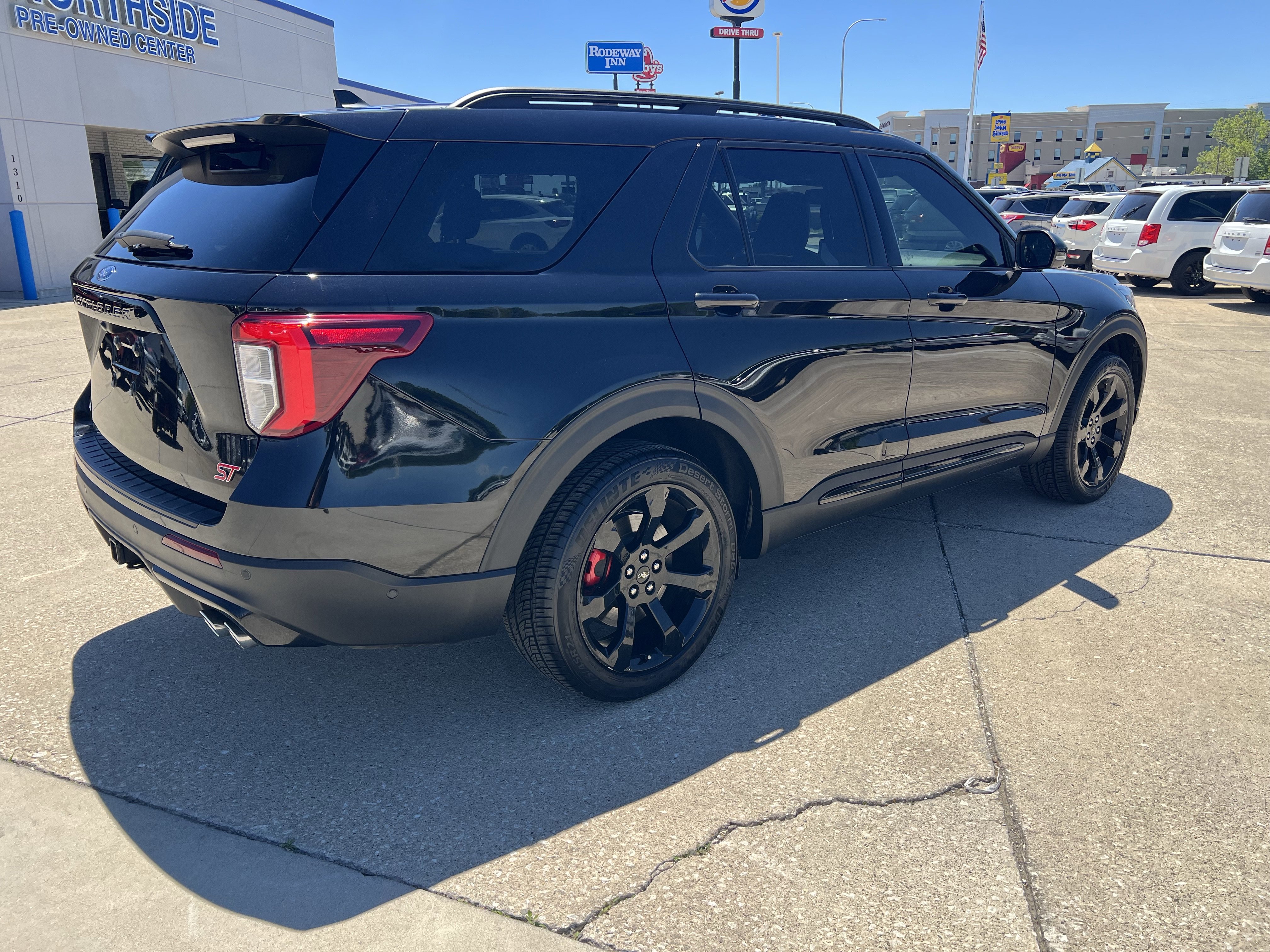 Used 2021 Ford Explorer ST w/ Equipment Group 401A AWD/4WD image 5