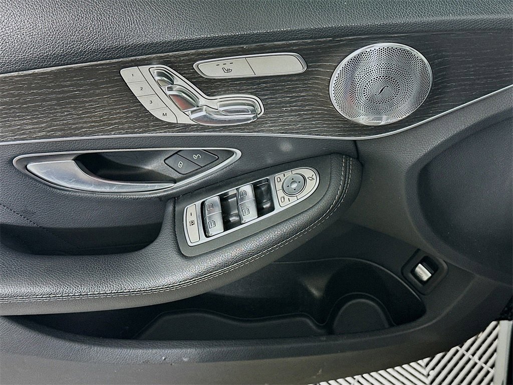 Used 2020 Mercedes-Benz C 300 4MATIC Sedan w/ AMG Line image 25