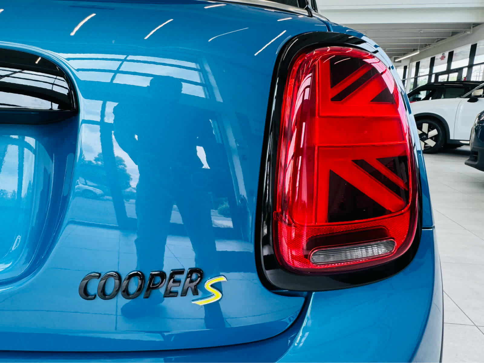 Used 2024 MINI Cooper SE FWD image 30