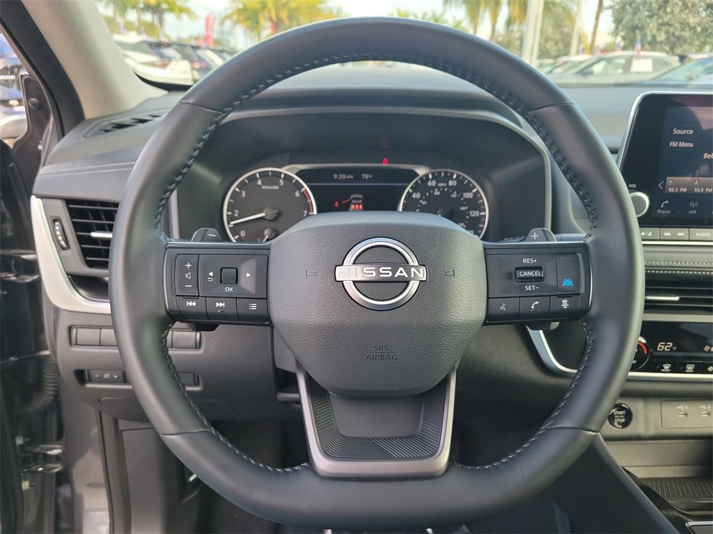 Certified 2025 Nissan Rogue SV image 16