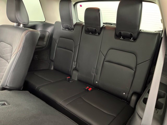 Used 2023 Nissan Pathfinder Platinum w/ Cargo Package AWD/4WD image 50